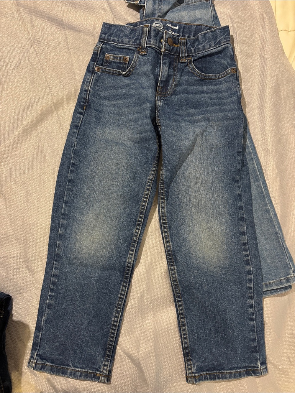 Five pairs boys size 6 - Picture 8 of 11